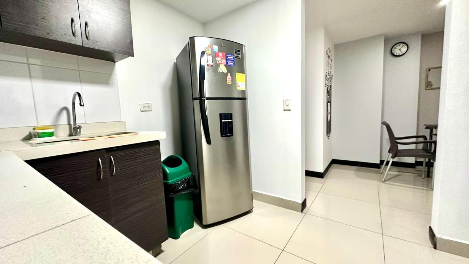 מדיין Apto Moderno En Laureles מראה חיצוני תמונה